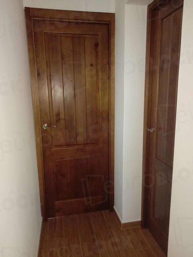 Puerta Block Rústica de Madera Heraldo Lacada en Blanco