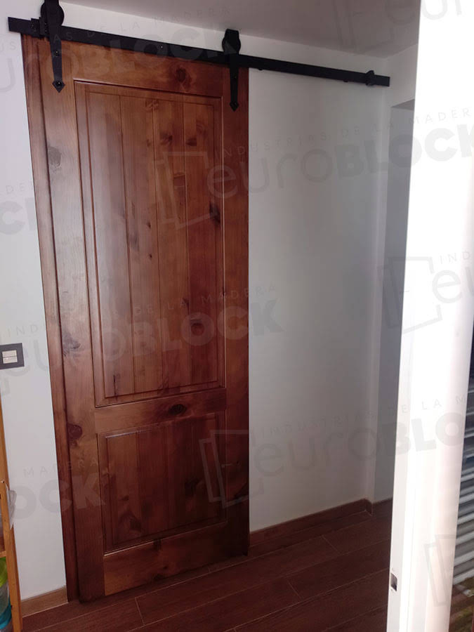 Puerta Block Rústica de Madera Heraldo Lacada en Blanco