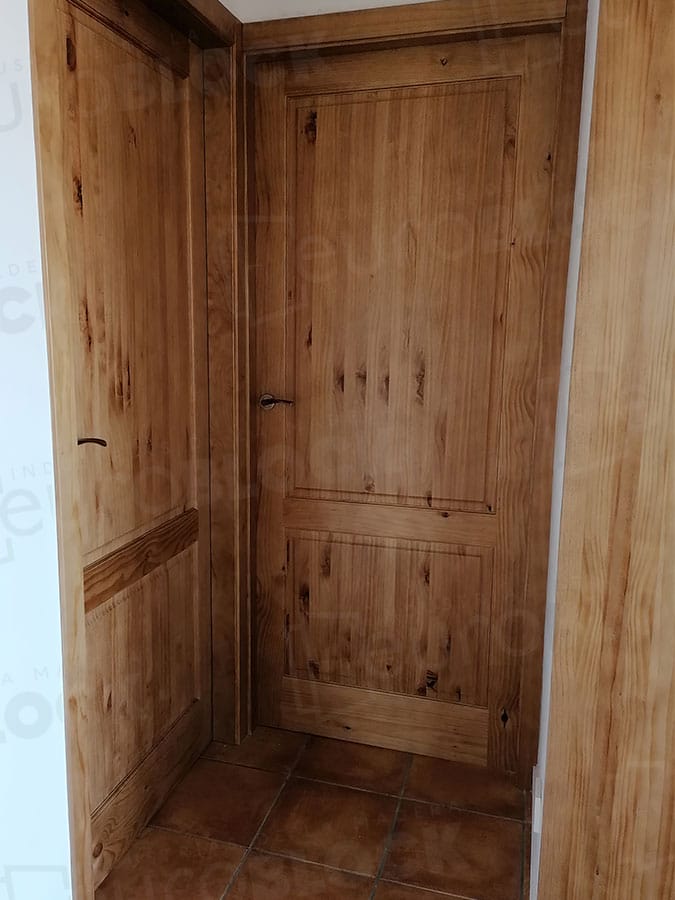 Puerta Block Rústica de Madera Pegaso Miel