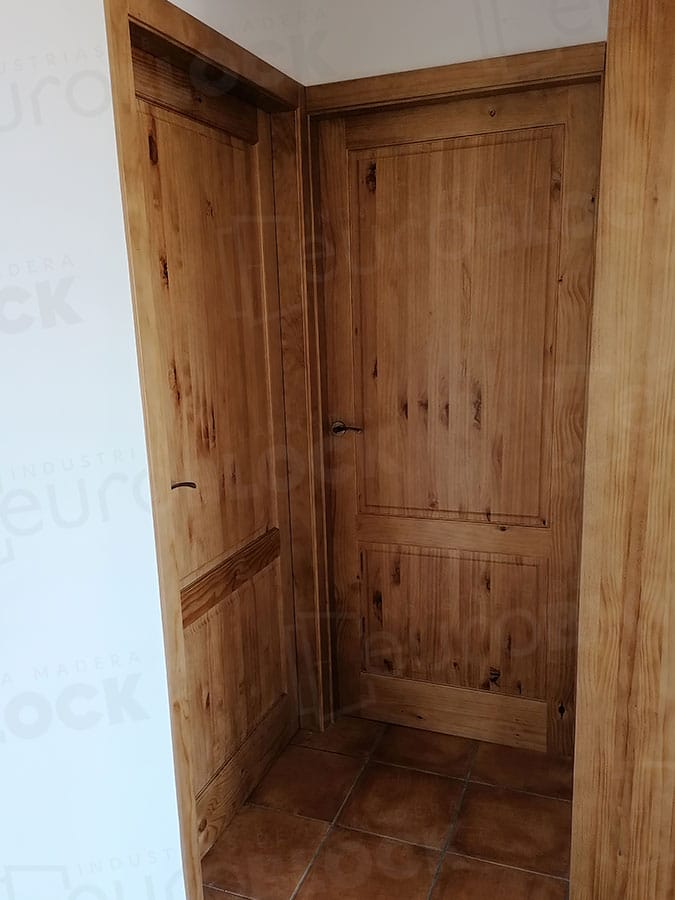 Puerta Block Rústica de Madera Pegaso Miel