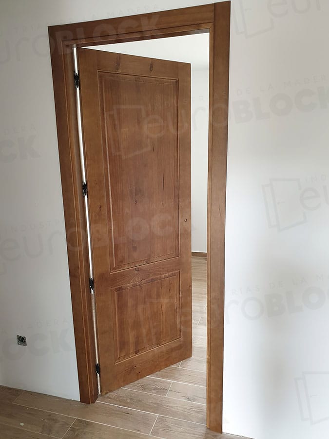 Puerta Block Rústica de Madera Pegaso Miel